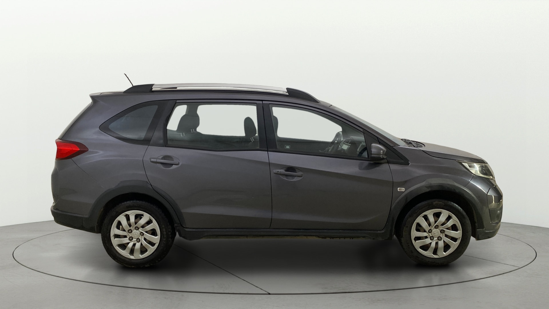 View 2017 Honda BR-V E Diesel Image 8 Used 2017 Honda BR-V E Diesel Image 8
