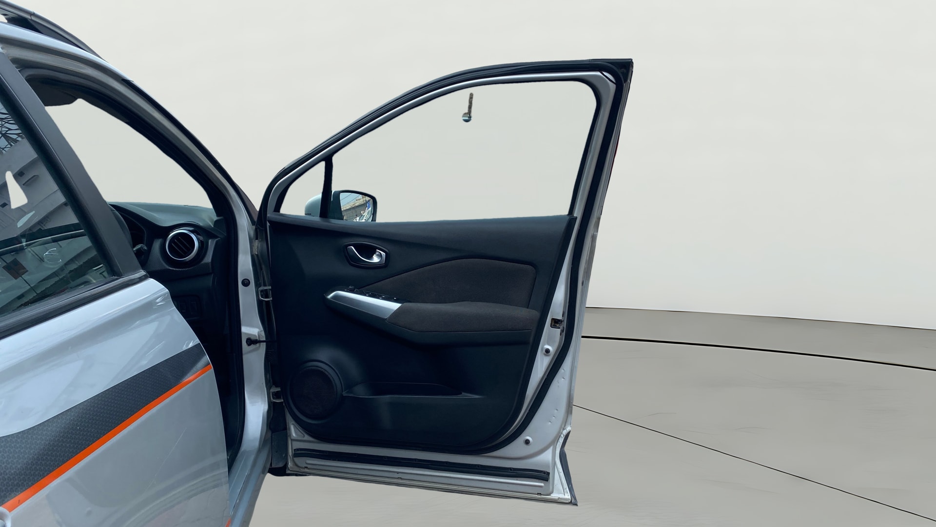 Used 2020 Nissan Kicks Used 2020 Nissan Kicks