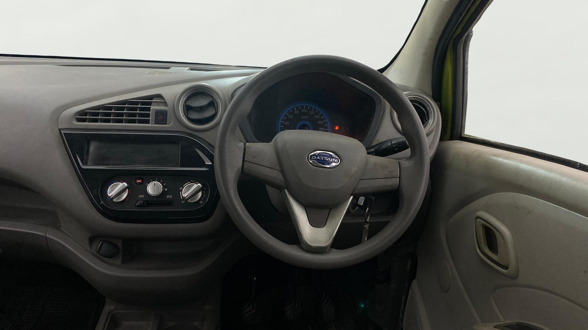 View 2016 Datsun Redi GO T(O)-0.8L BS IV Image 20 Used 2016 Datsun Redi GO T(O)-0.8L BS IV Image 20