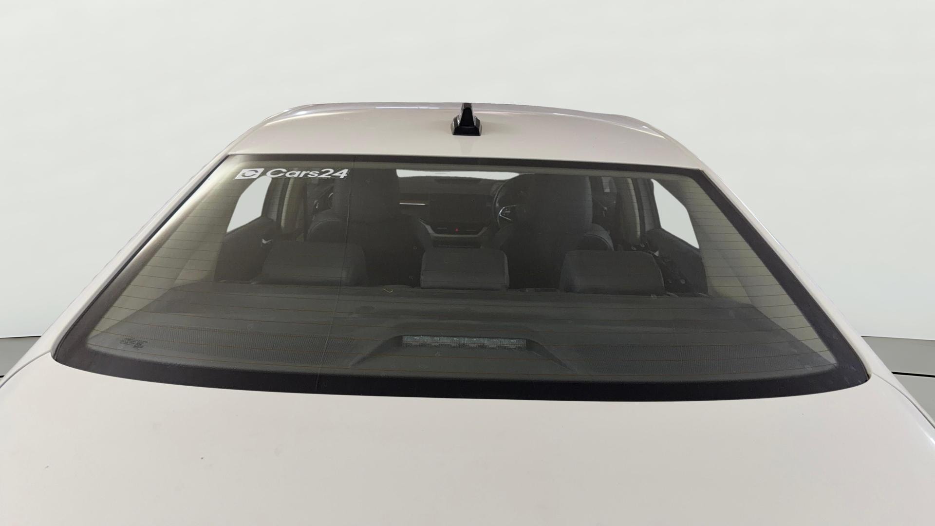 View 2022 Skoda Slavia Style 1.0 TSI MT Image 5 Used 2022 Skoda Slavia Style 1.0 TSI MT Image 5