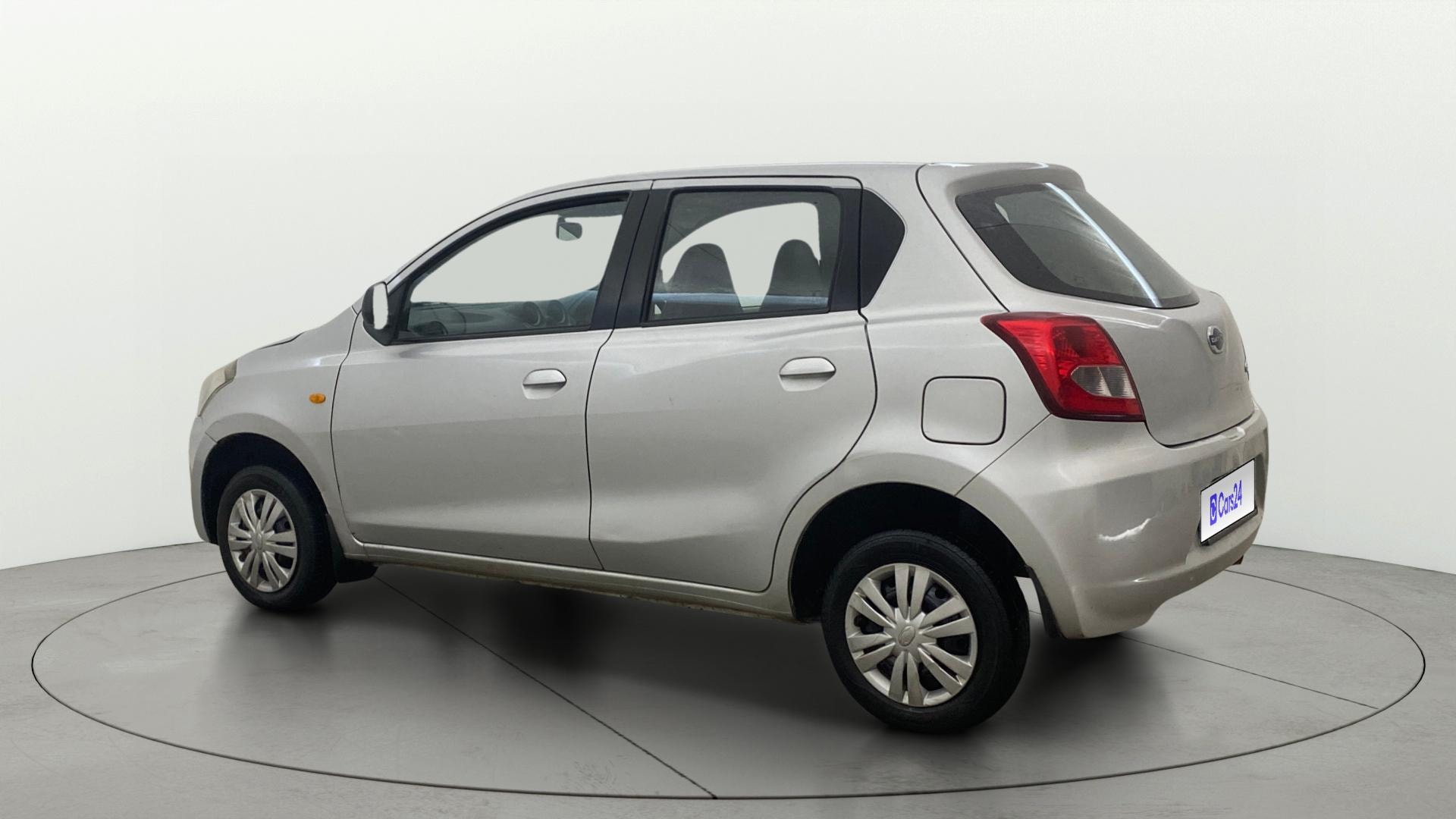 View 2016 Datsun Go T Image 2 Used 2016 Datsun Go T Image 2
