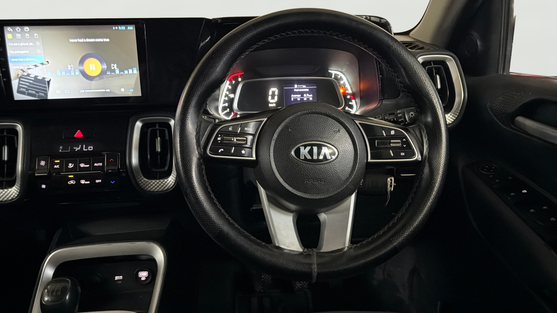 View 2020 Kia Sonet HTK Plus Petrol Image 20 Used 2020 Kia Sonet HTK Plus Petrol Image 20