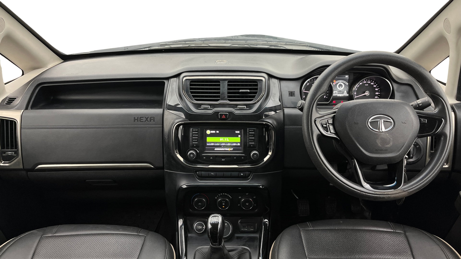 View 2018 Tata Hexa XM 4X2 Image 17 Used 2018 Tata Hexa XM 4X2 Image 17