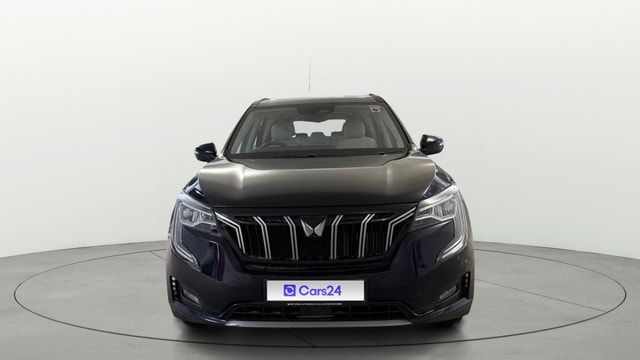 View Mahindra XUV700 Image 1 Used Mahindra XUV700 Image 1