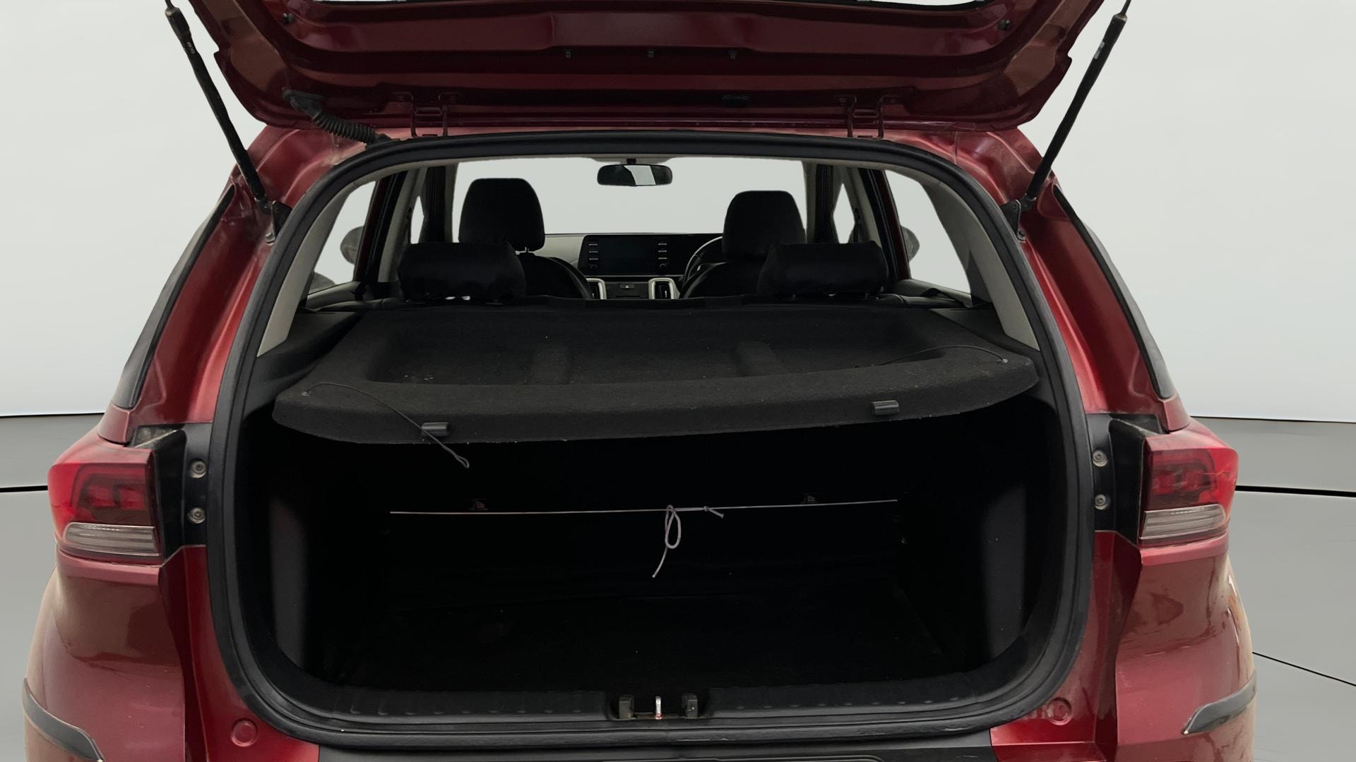 View 2020 Kia Sonet HTX iMT Petrol Image 41 Used 2020 Kia Sonet HTX iMT Petrol Image 41