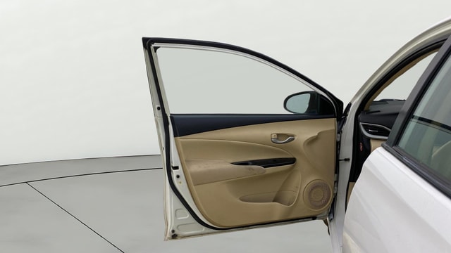 View Toyota Yaris Image 30 Used Toyota Yaris Image 30