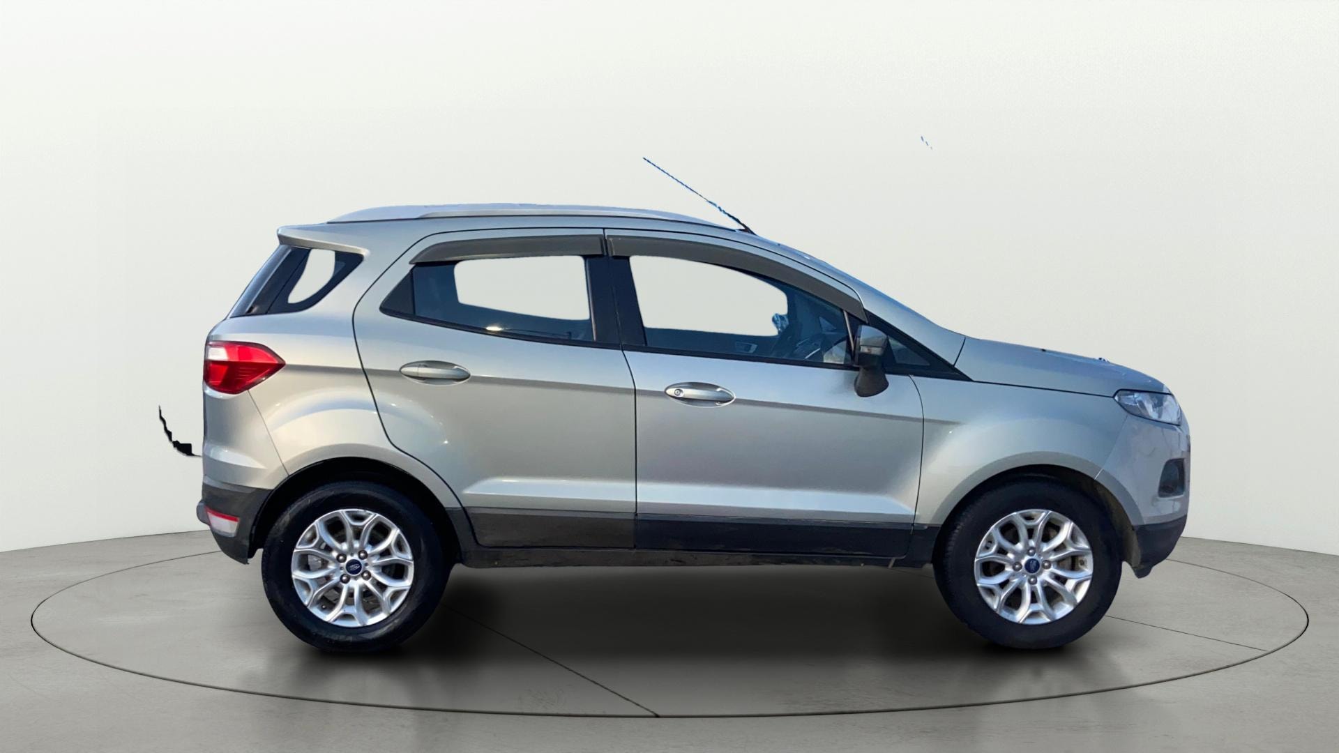 View 2015 Ford EcoSport 1.5 TDCi Diesel Ambiente BS IV Image 8 Used 2015 Ford EcoSport 1.5 TDCi Diesel Ambiente BS IV Image 8