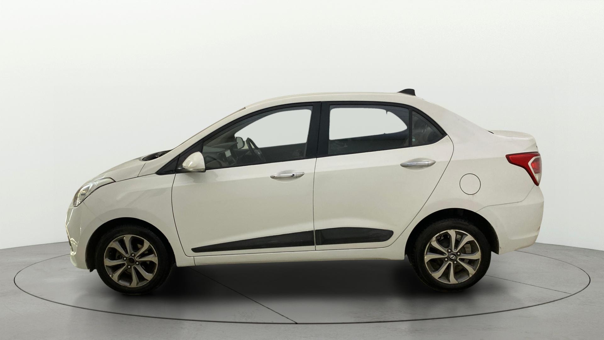 Used 2015 Hyundai Xcent Used 2015 Hyundai Xcent