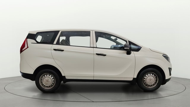 View Mahindra Marazzo Image 27 Used Mahindra Marazzo Image 27
