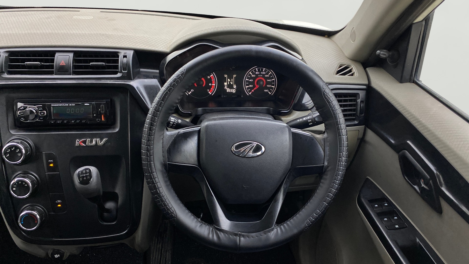 Used 2017 Mahindra KUV100 Used 2017 Mahindra KUV100