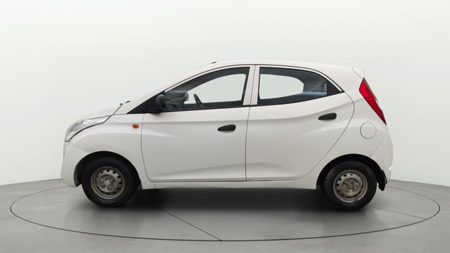 View Hyundai EON Image 5 Used Hyundai EON Image 5