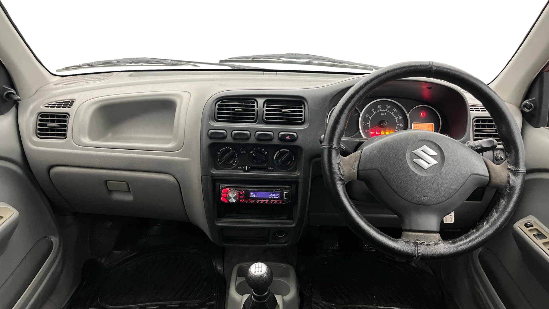 View 2014 Maruti Suzuki Alto K10 LX Image 15 Used 2014 Maruti Suzuki Alto K10 LX Image 15