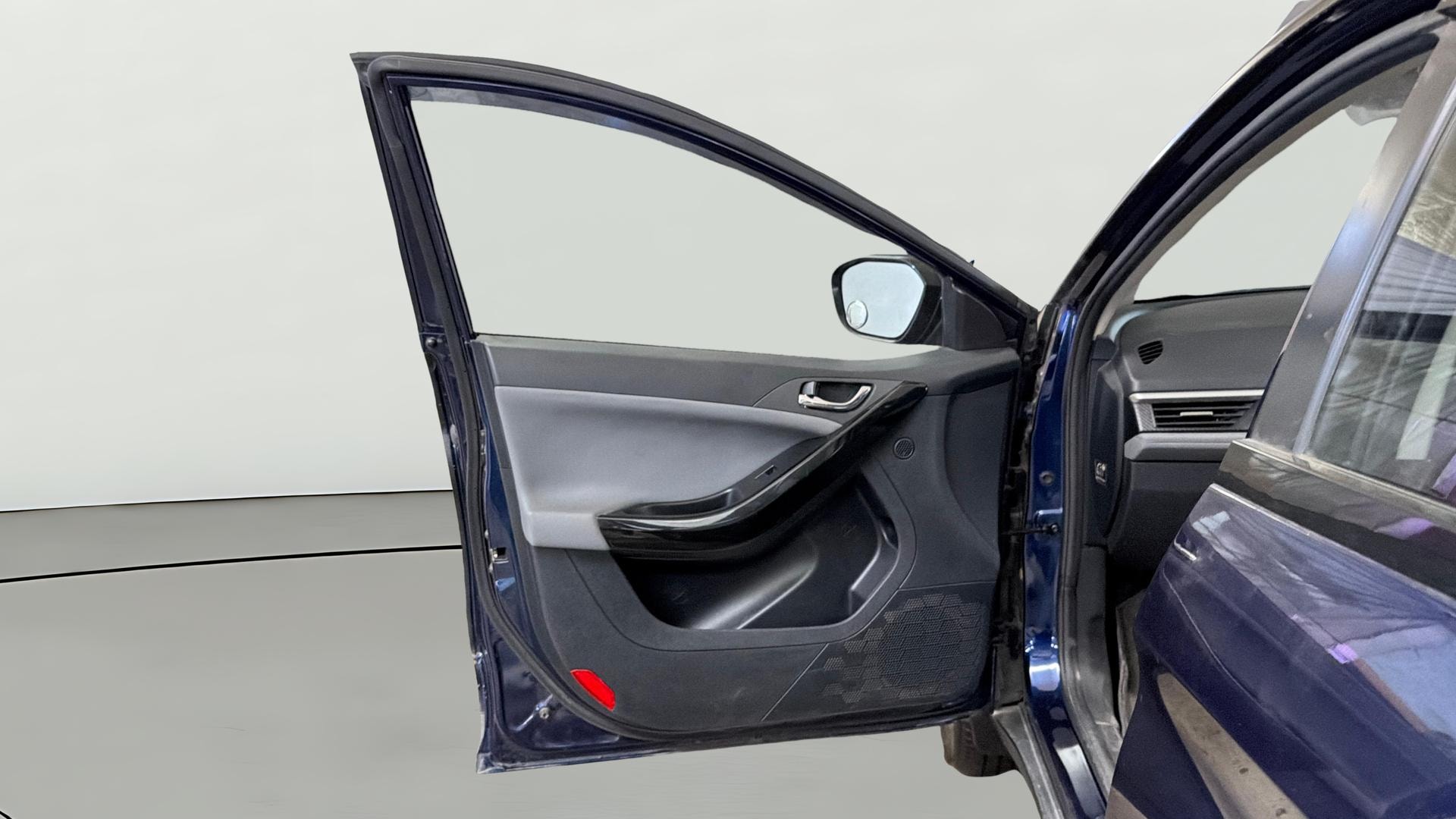 View 2025 Tata Nexon Revotron XE Image 32 Used 2025 Tata Nexon Revotron XE Image 32