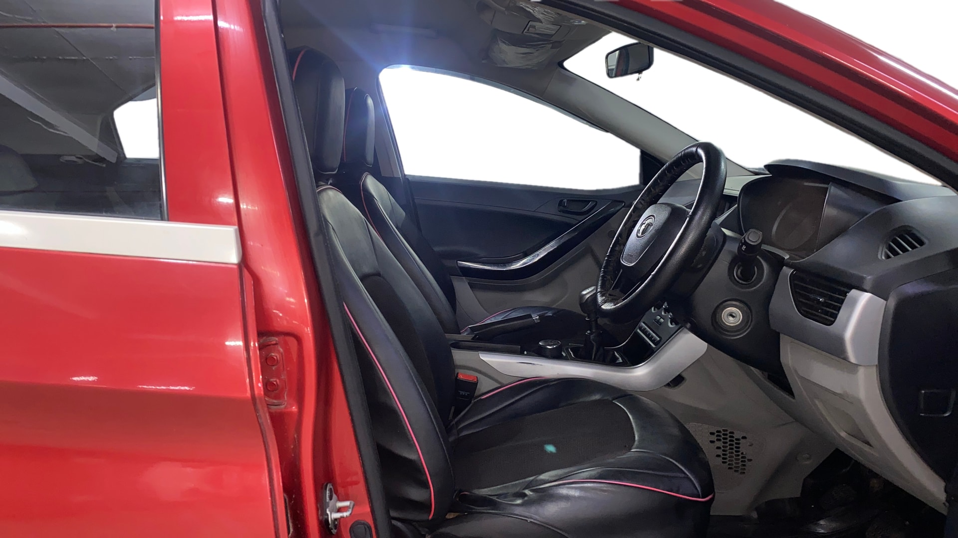 View 2019 Tata Nexon Revotron XM Image 25 Used 2019 Tata Nexon Revotron XM Image 25
