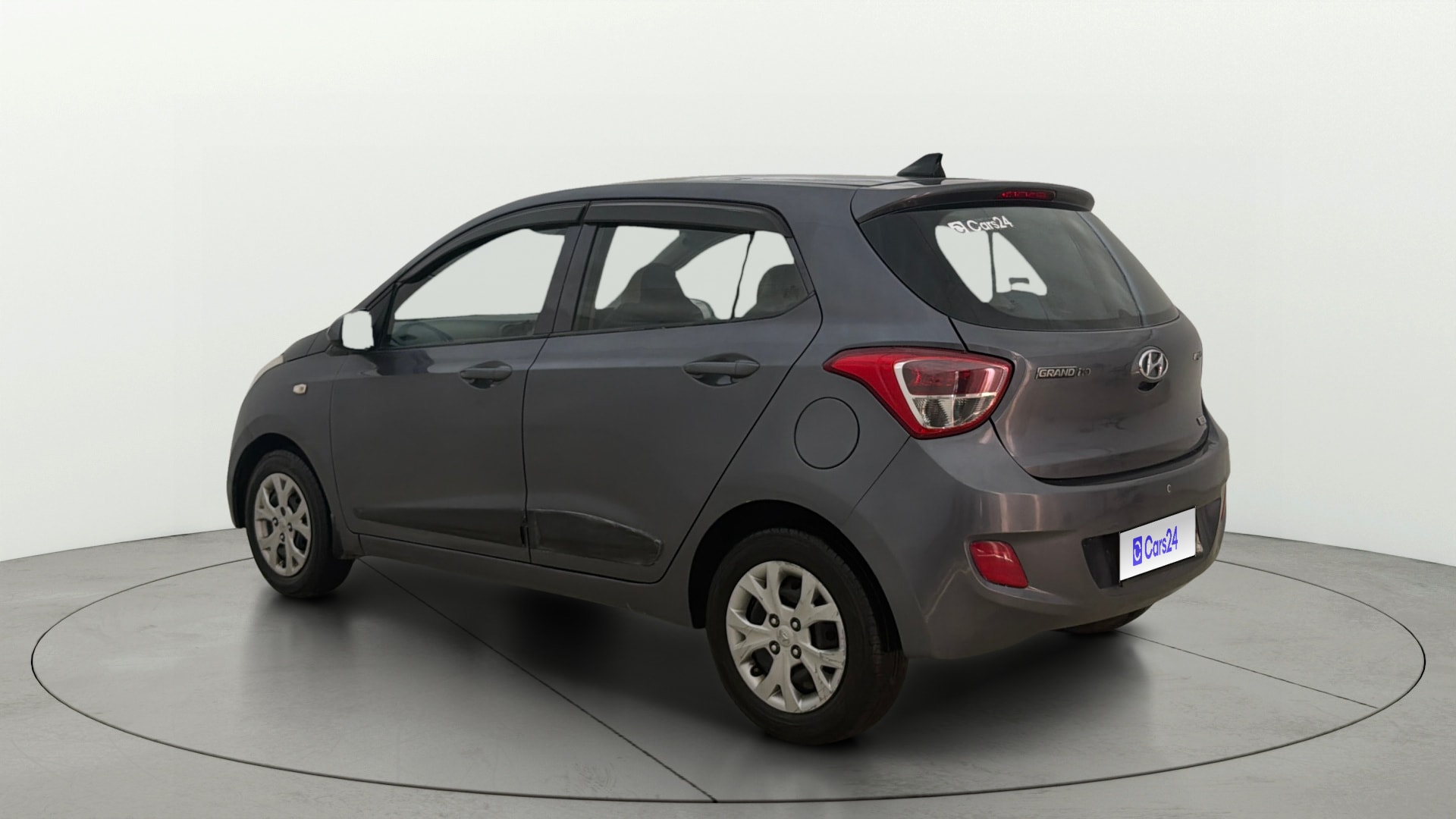 View 2015 Hyundai Grand i10 Magna 1.2 Kappa VTVT Image 2 Used 2015 Hyundai Grand i10 Magna 1.2 Kappa VTVT Image 2