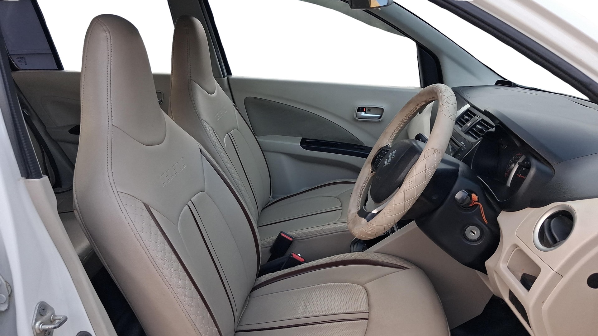 View 2017 Maruti Suzuki 1000 Base Variant Image 25 Used 2017 Maruti Suzuki 1000 Base Variant Image 25