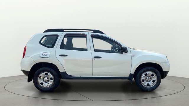 View Renault Duster Image 8 Used Renault Duster Image 8