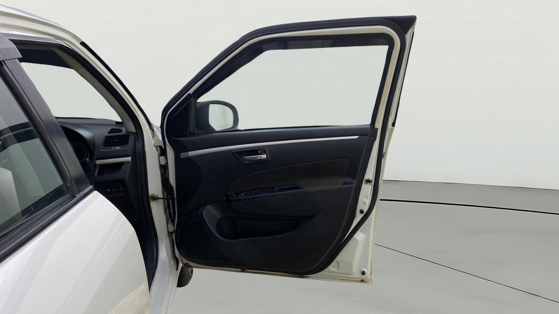 View 2015 Maruti Suzuki 1000 Base Variant Image 44 Used 2015 Maruti Suzuki 1000 Base Variant Image 44