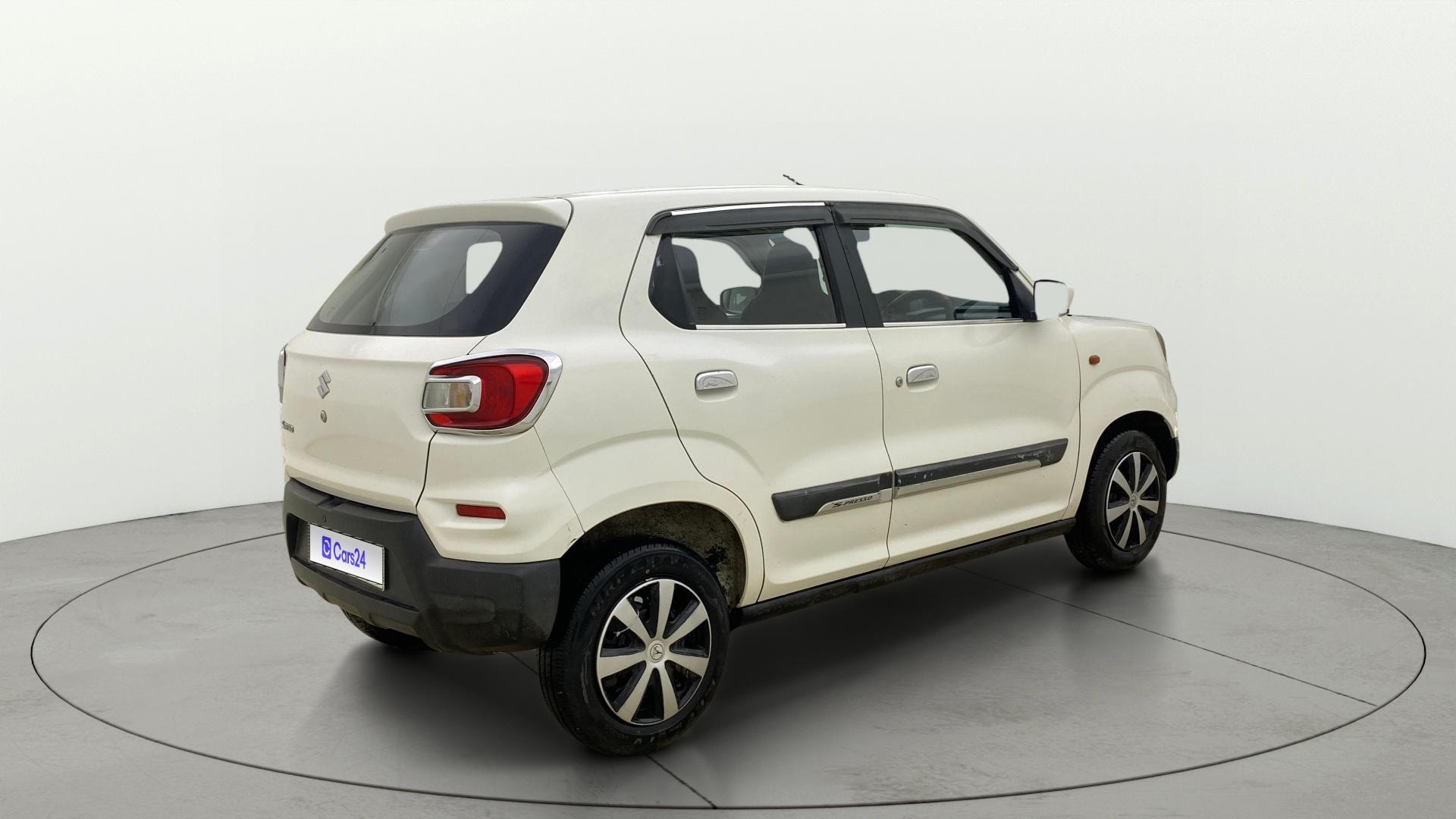 View 2020 Maruti Suzuki 1000 Base Variant Image 42 Used 2020 Maruti Suzuki 1000 Base Variant Image 42