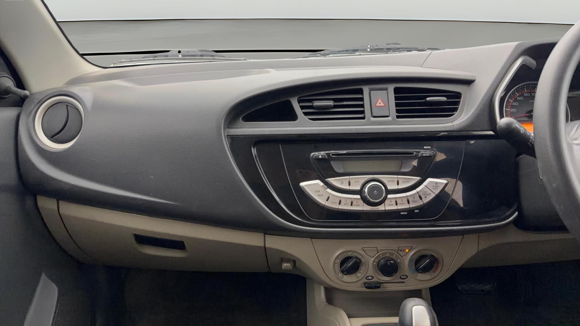 View 2018 Maruti Suzuki Alto K10 LX Image 17 Used 2018 Maruti Suzuki Alto K10 LX Image 17