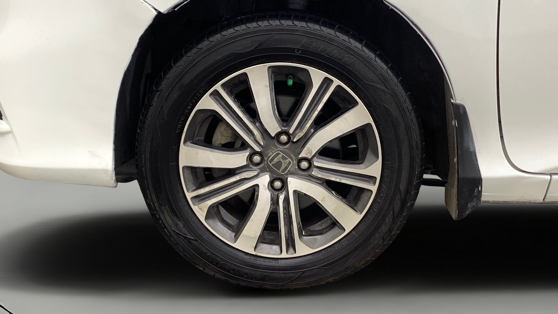 View 2021 Honda City ZX MT Diesel Anniversary Edition Image 29 Used 2021 Honda City ZX MT Diesel Anniversary Edition Image 29