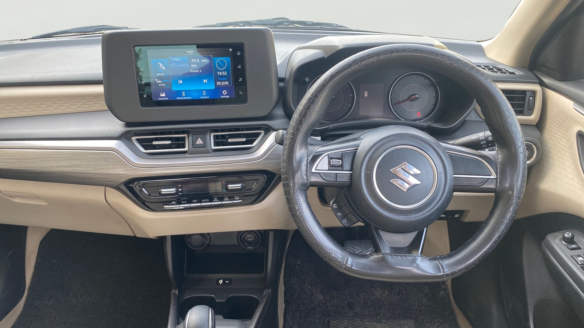 View 2025 Maruti Suzuki 1000 Base Variant Image 12 Used 2025 Maruti Suzuki 1000 Base Variant Image 12