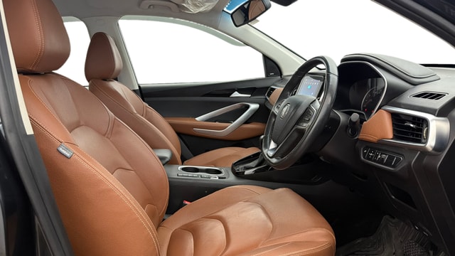 View MG Hector Plus Image 28 Used MG Hector Plus Image 28
