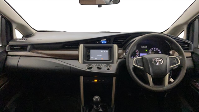 View Toyota Innova Crysta Image 16 Used Toyota Innova Crysta Image 16