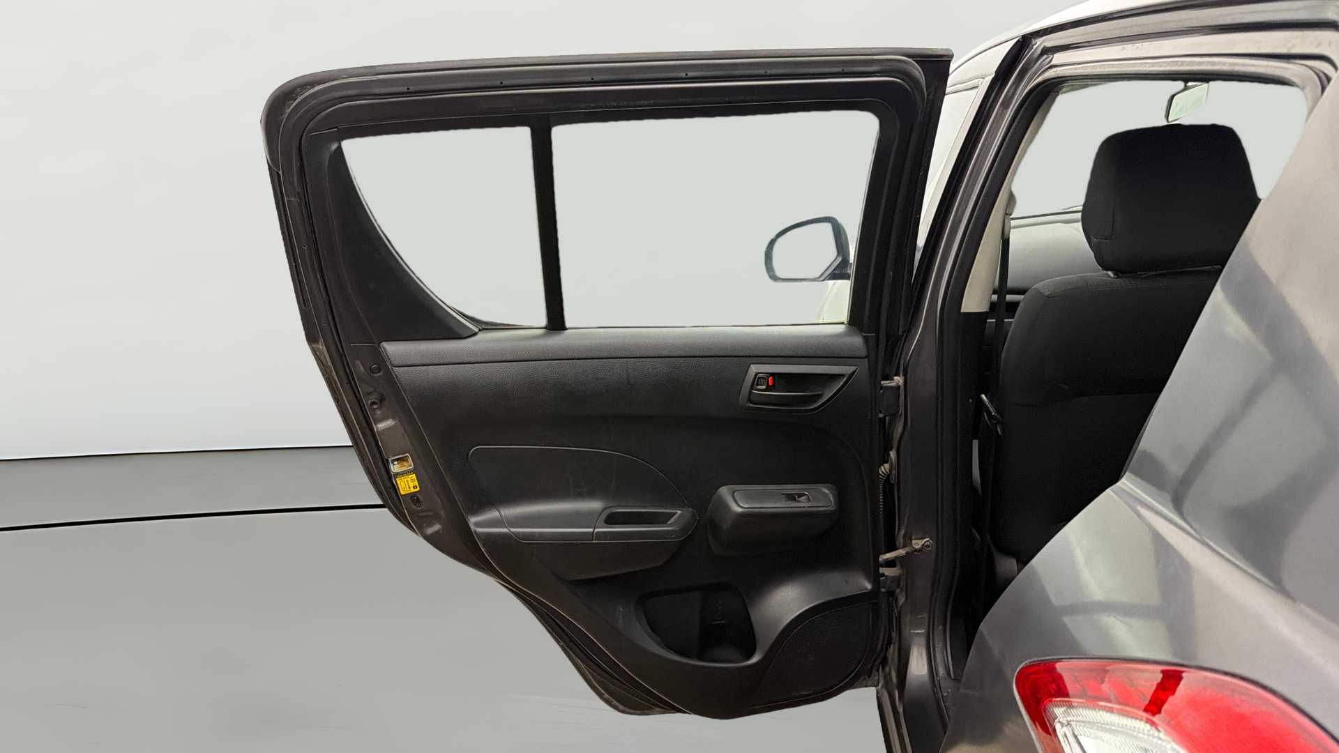 View 2017 Maruti Suzuki 1000 Base Variant Image 22 Used 2017 Maruti Suzuki 1000 Base Variant Image 22