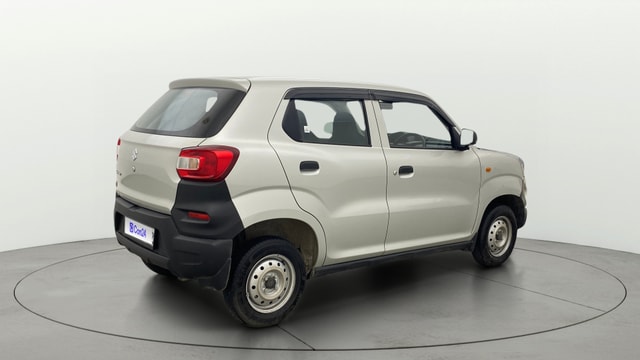 View Maruti Suzuki 1000 Image 41 Used Maruti Suzuki 1000 Image 41