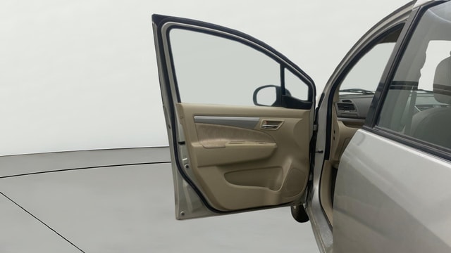 View Maruti Suzuki 1000 Image 32 Used Maruti Suzuki 1000 Image 32