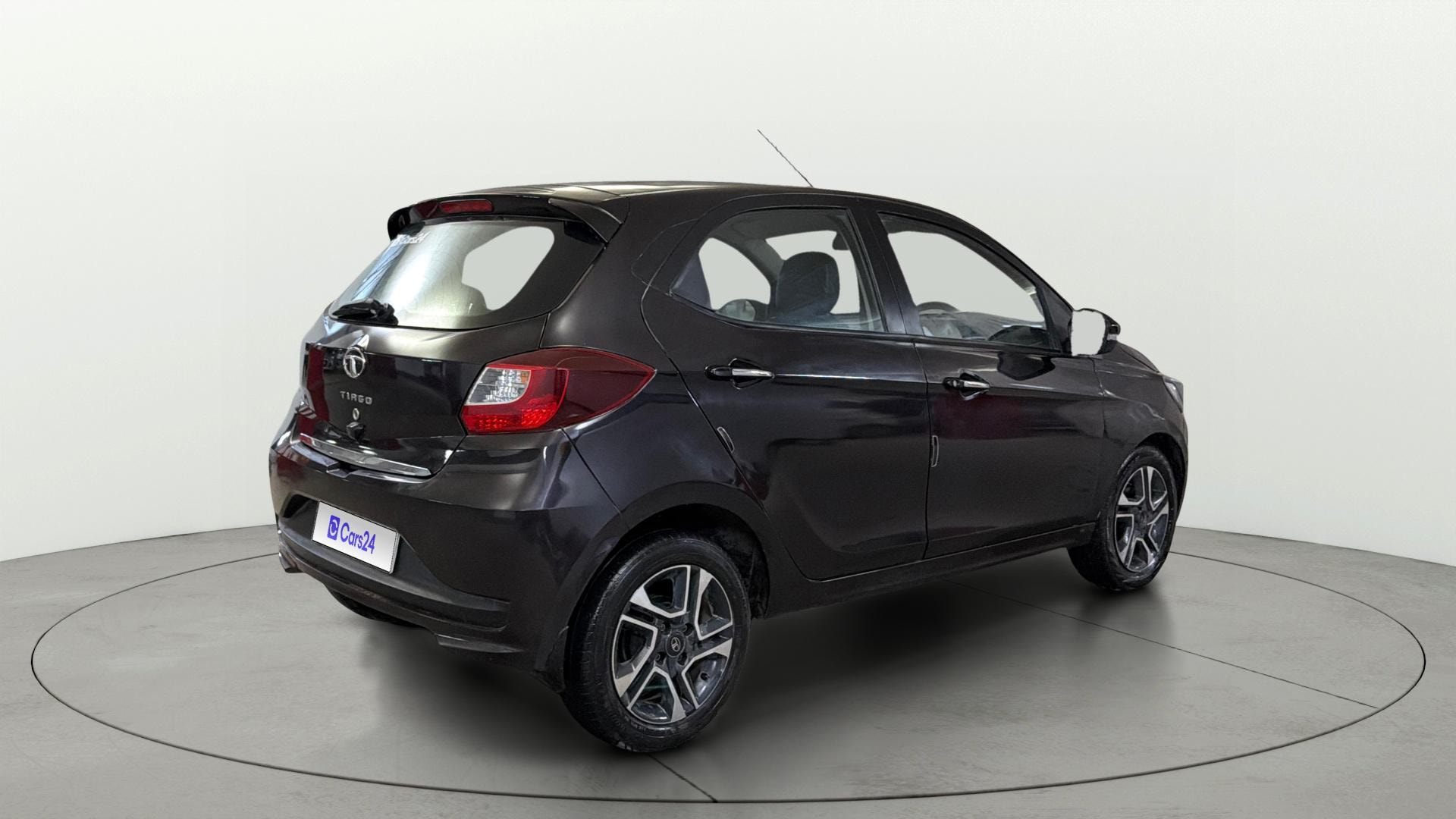 View 2023 Tata Tiago Revotorq XB Image 43 Used 2023 Tata Tiago Revotorq XB Image 43