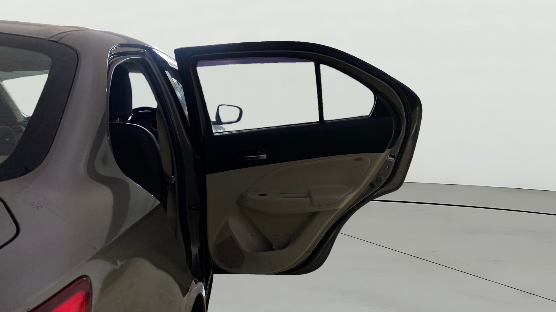 View 2022 Maruti Suzuki 1000 Base Variant Image 7 Used 2022 Maruti Suzuki 1000 Base Variant Image 7