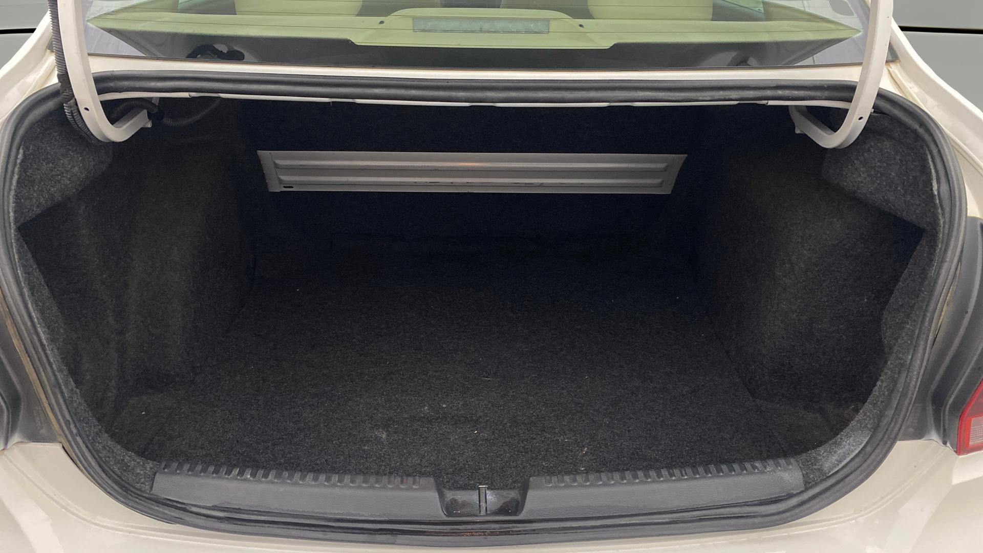 View 2021 Volkswagen Vento 1.2 L TSI Comfortline Petrol AT Image 37 Used 2021 Volkswagen Vento 1.2 L TSI Comfortline Petrol AT Image 37