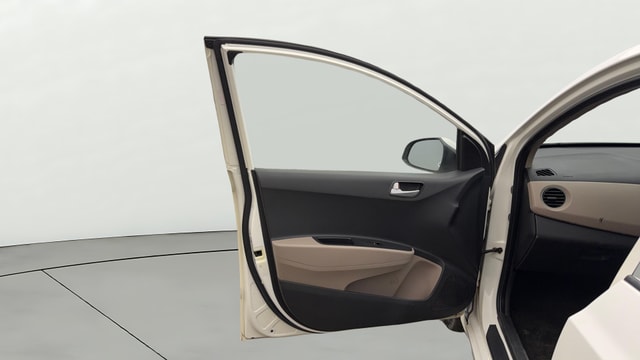 View Hyundai Grand i10 Image 30 Used Hyundai Grand i10 Image 30