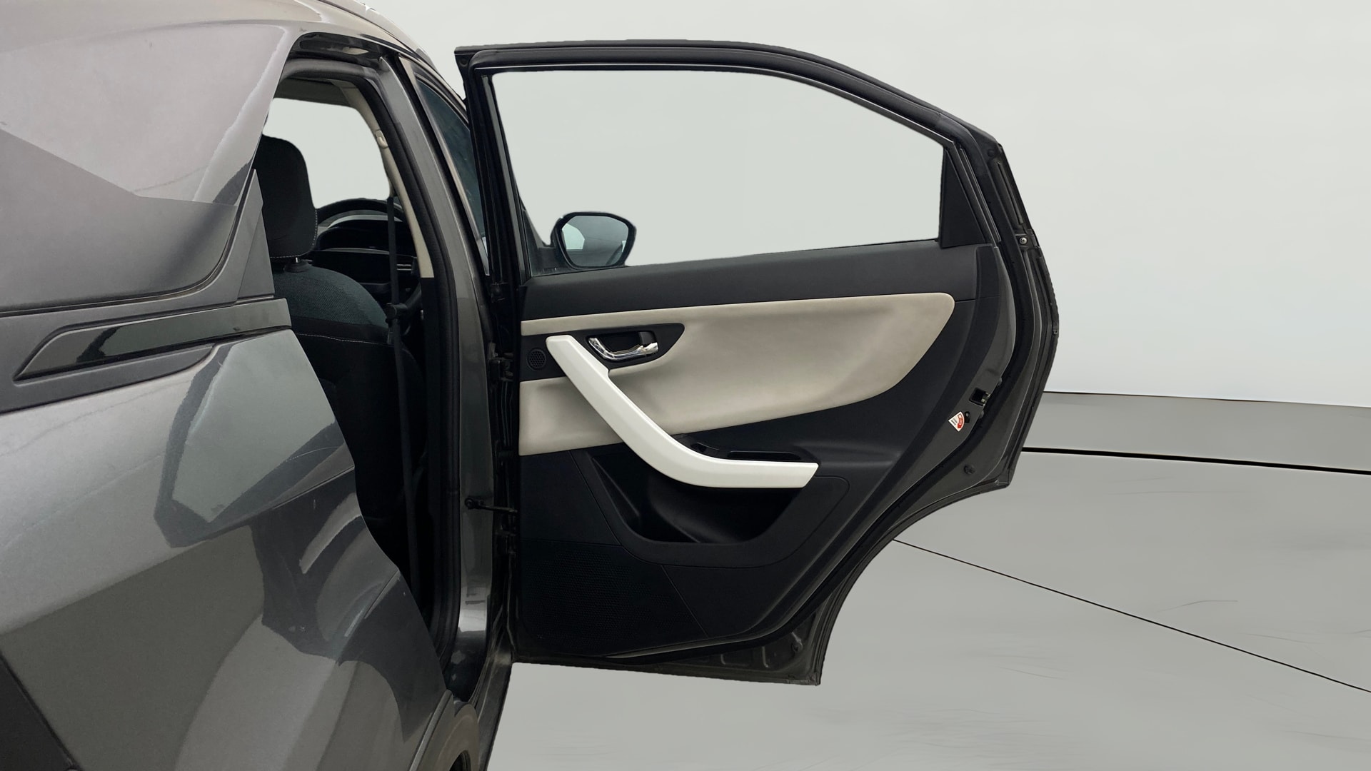 View 2024 Tata Nexon Revotron XE Image 8 Used 2024 Tata Nexon Revotron XE Image 8