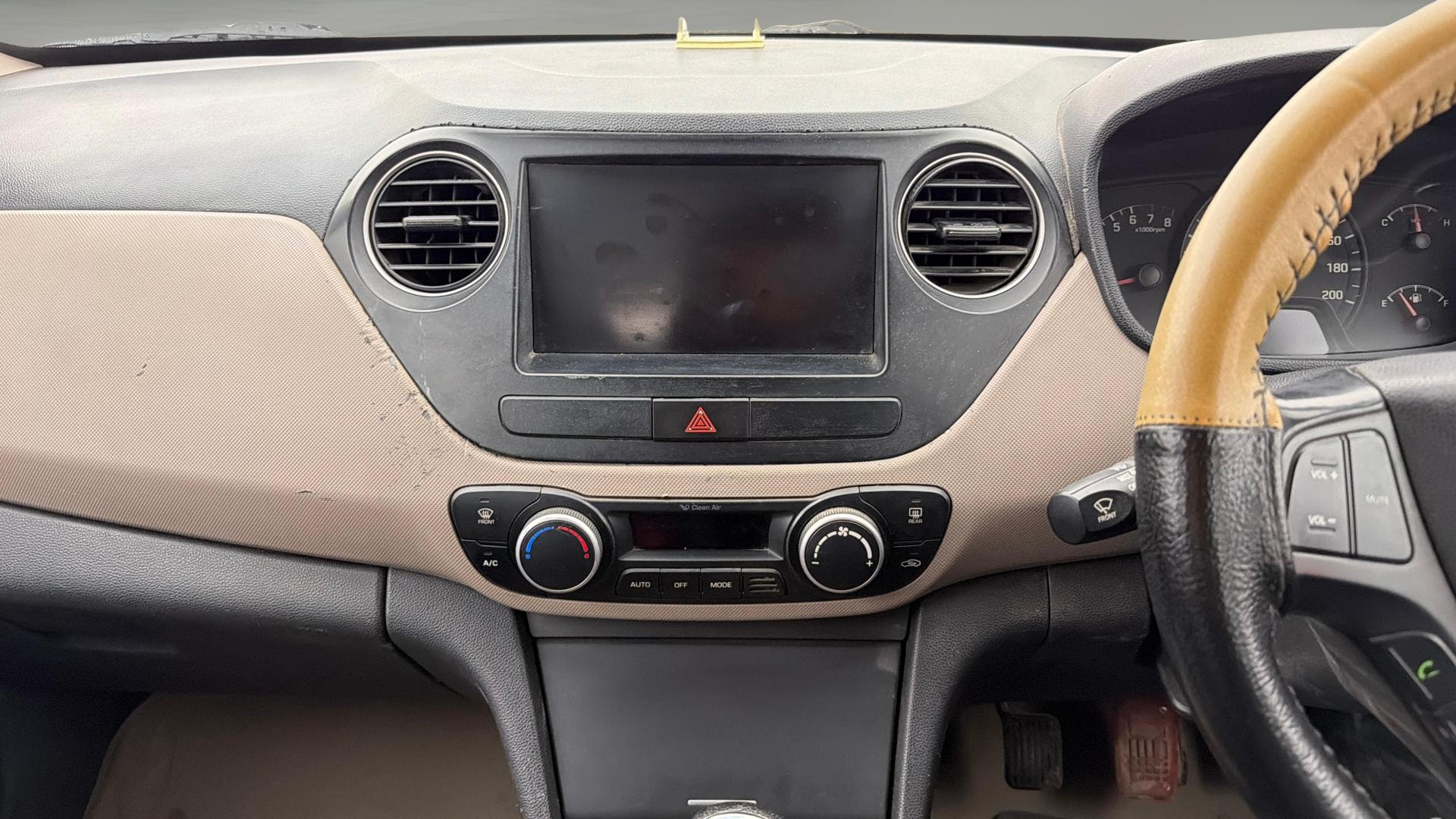 Used 2014 Hyundai Xcent Used 2014 Hyundai Xcent