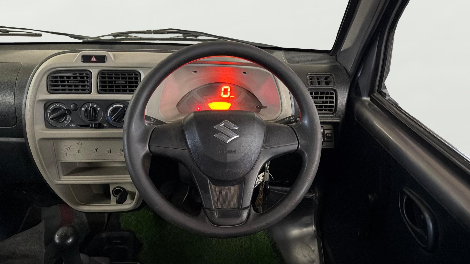 View 2023 Maruti Suzuki 1000 Base Variant Image 12 Used 2023 Maruti Suzuki 1000 Base Variant Image 12