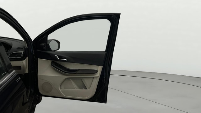 View Tata Tigor Image 44 Used Tata Tigor Image 44