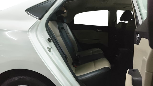 View Hyundai Verna Image 36 Used Hyundai Verna Image 36