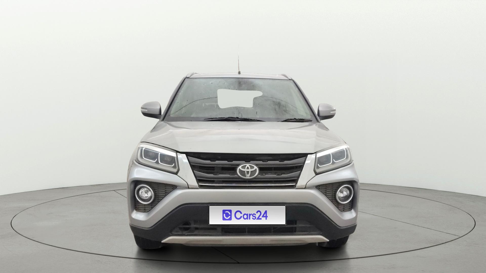 View 2022 Toyota Urban Cruiser High MT Image 1 Used 2022 Toyota Urban Cruiser High MT Image 1