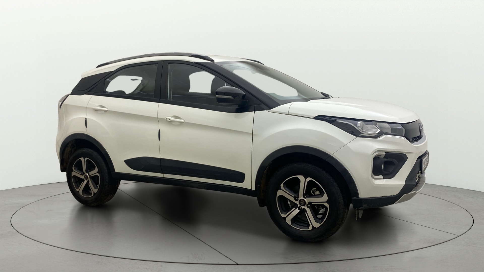 View 2023 Tata Nexon Revotron XE Image 39 Used 2023 Tata Nexon Revotron XE Image 39