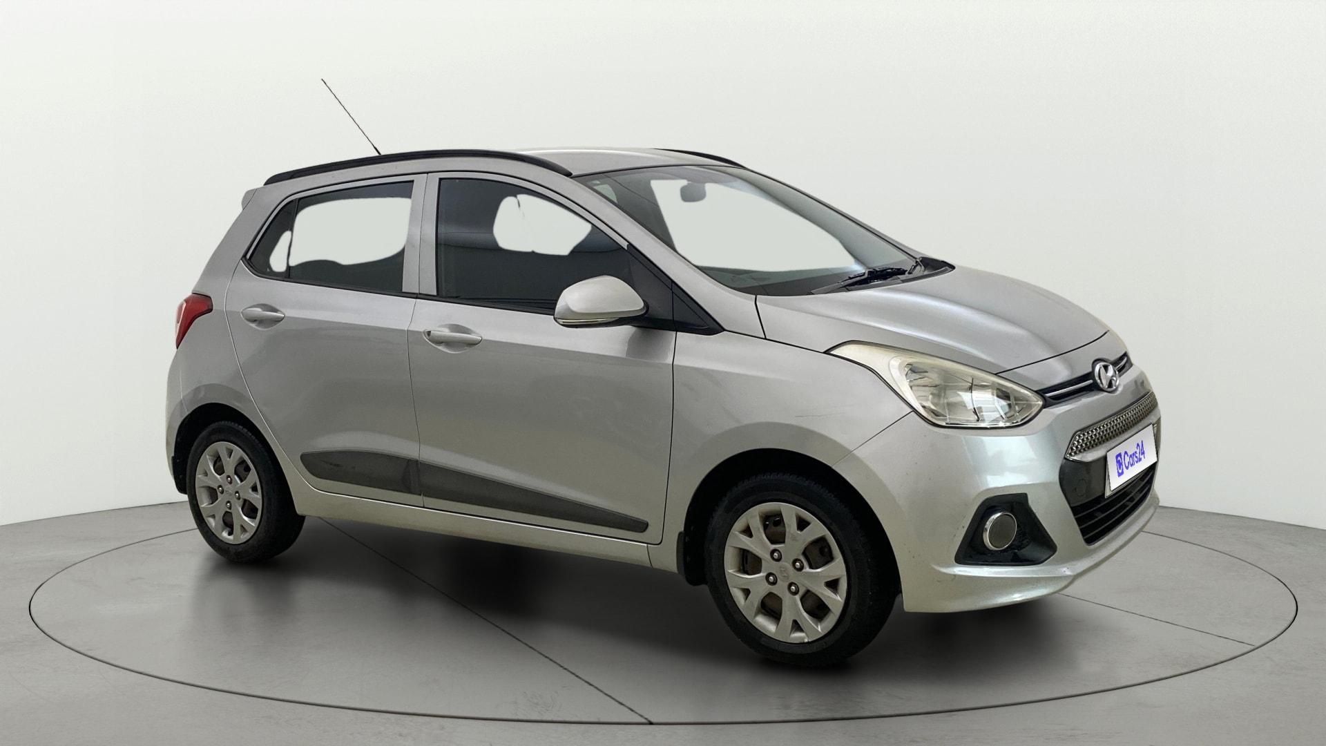 View 2015 Hyundai Grand i10 Sportz 1.2 Kappa Image 35 Used 2015 Hyundai Grand i10 Sportz 1.2 Kappa Image 35