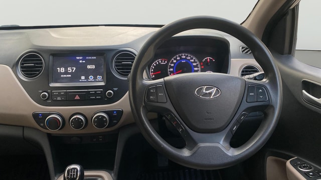 View Hyundai Grand i10 Image 20 Used Hyundai Grand i10 Image 20