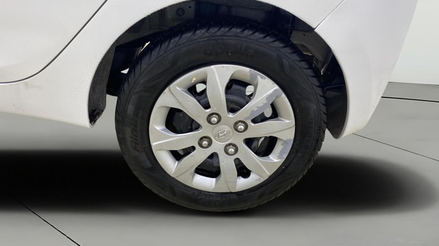 View Hyundai EON Image 11 Used Hyundai EON Image 11