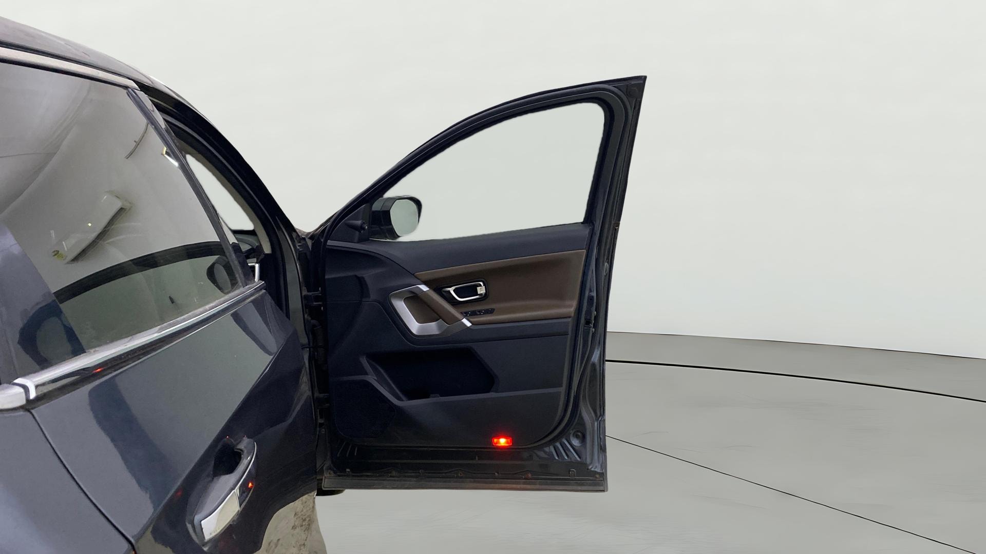 View 2020 Tata Harrier XE Image 47 Used 2020 Tata Harrier XE Image 47