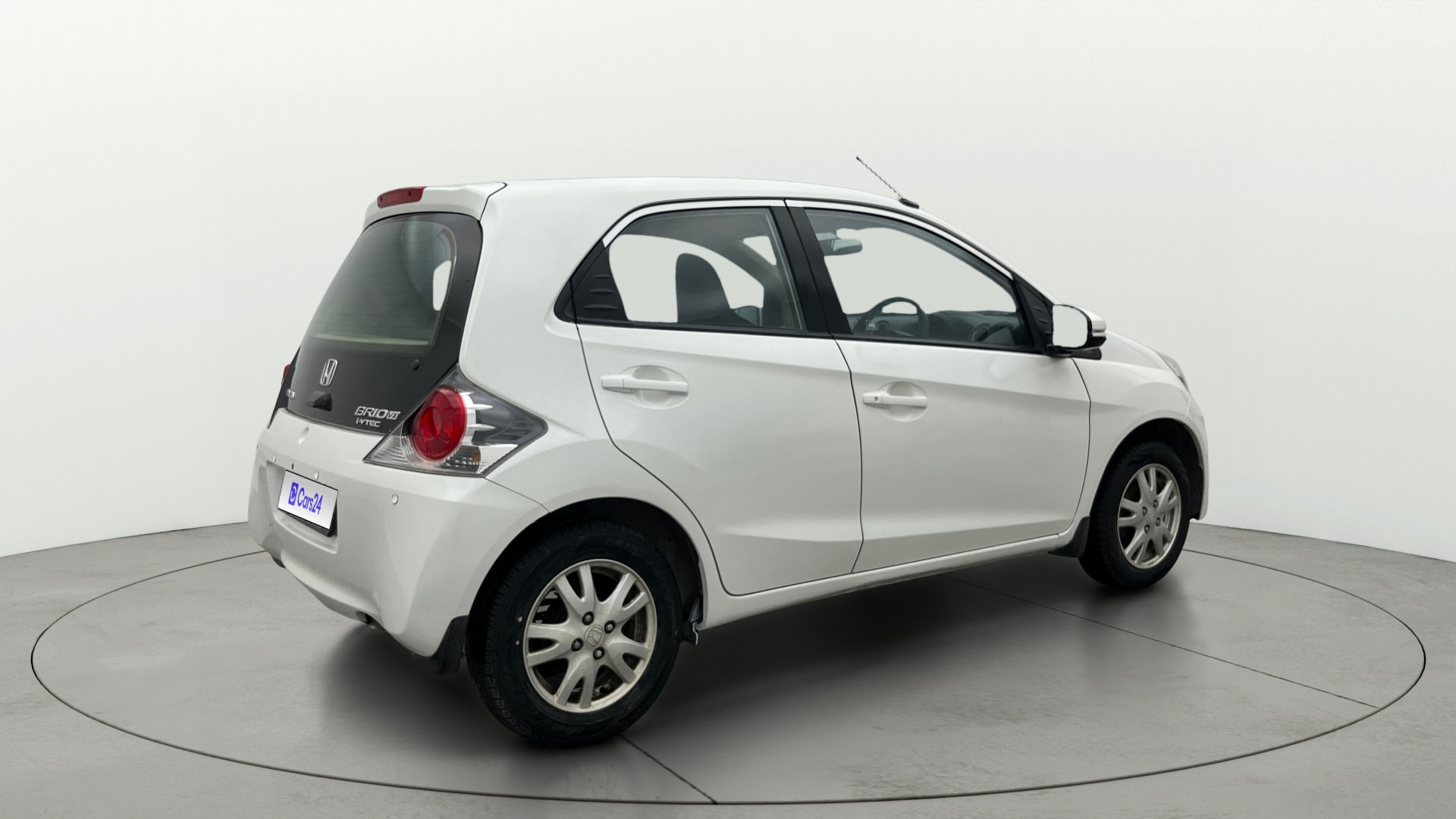 View 2015 Honda Brio VX AT Petrol Image 42 Used 2015 Honda Brio VX AT Petrol Image 42