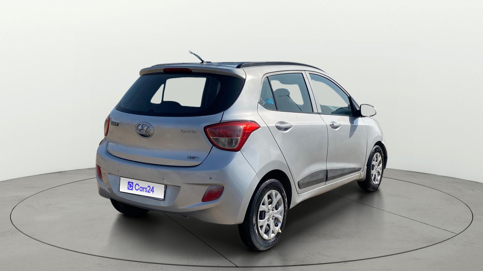 View 2015 Hyundai Grand i10 Sportz 1.2 Kappa Image 41 Used 2015 Hyundai Grand i10 Sportz 1.2 Kappa Image 41