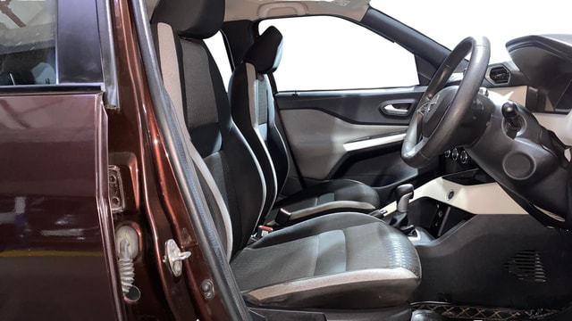 View Nissan Magnite Image 26 Used Nissan Magnite Image 26