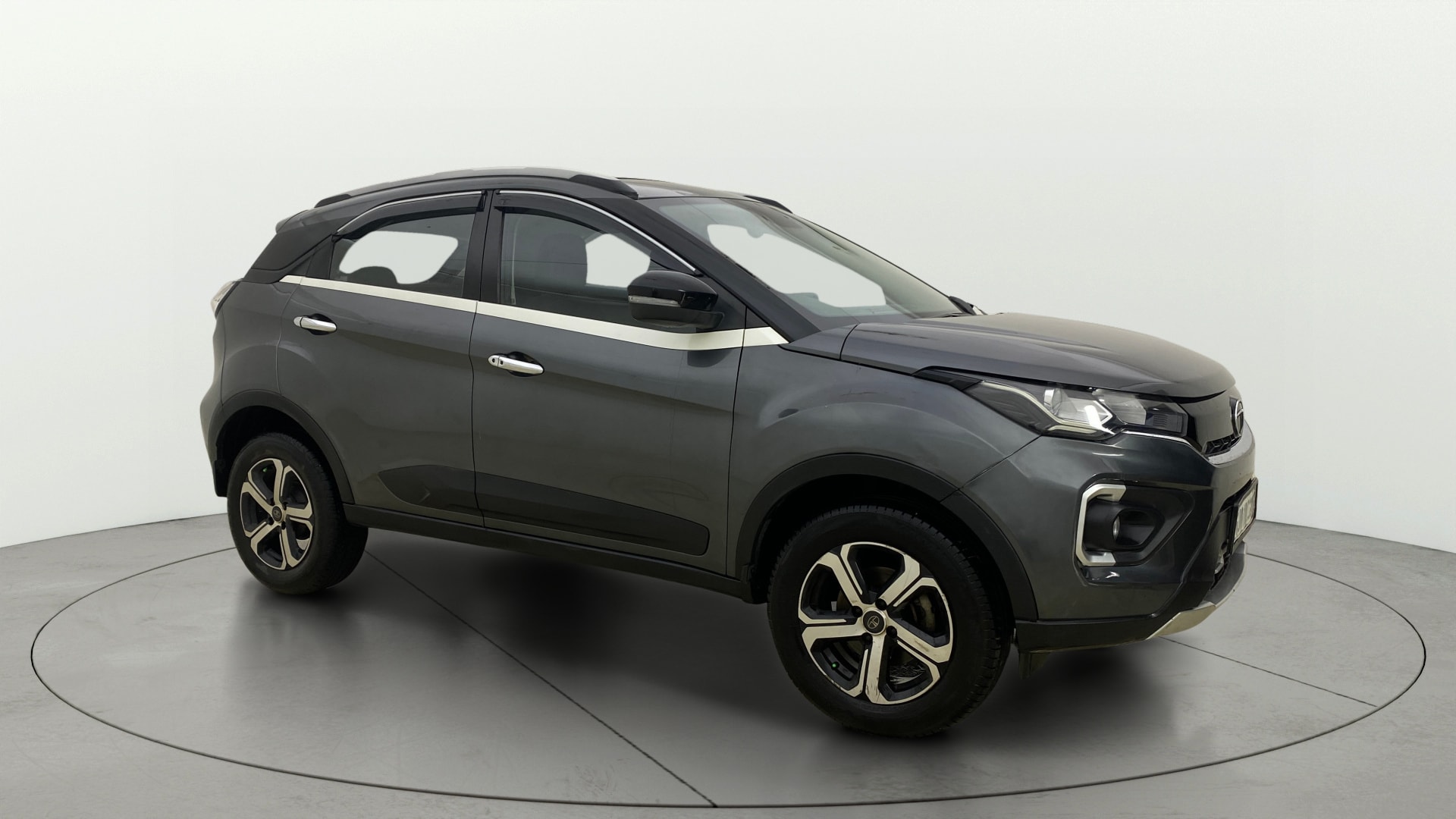 View 2021 Tata Nexon Revotron XE Image 14 Used 2021 Tata Nexon Revotron XE Image 14